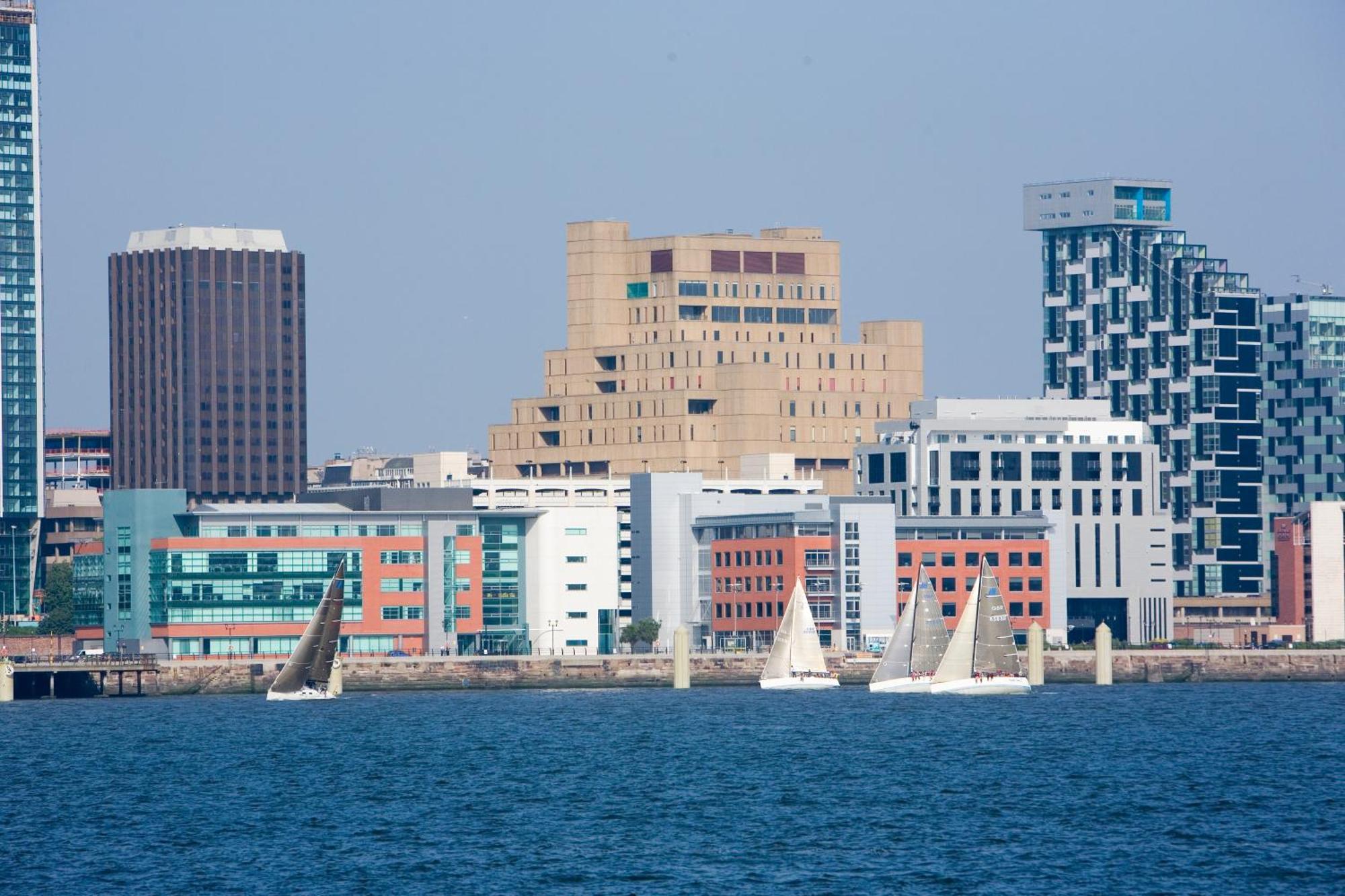 Yha Liverpool Albert Dock Exterior photo